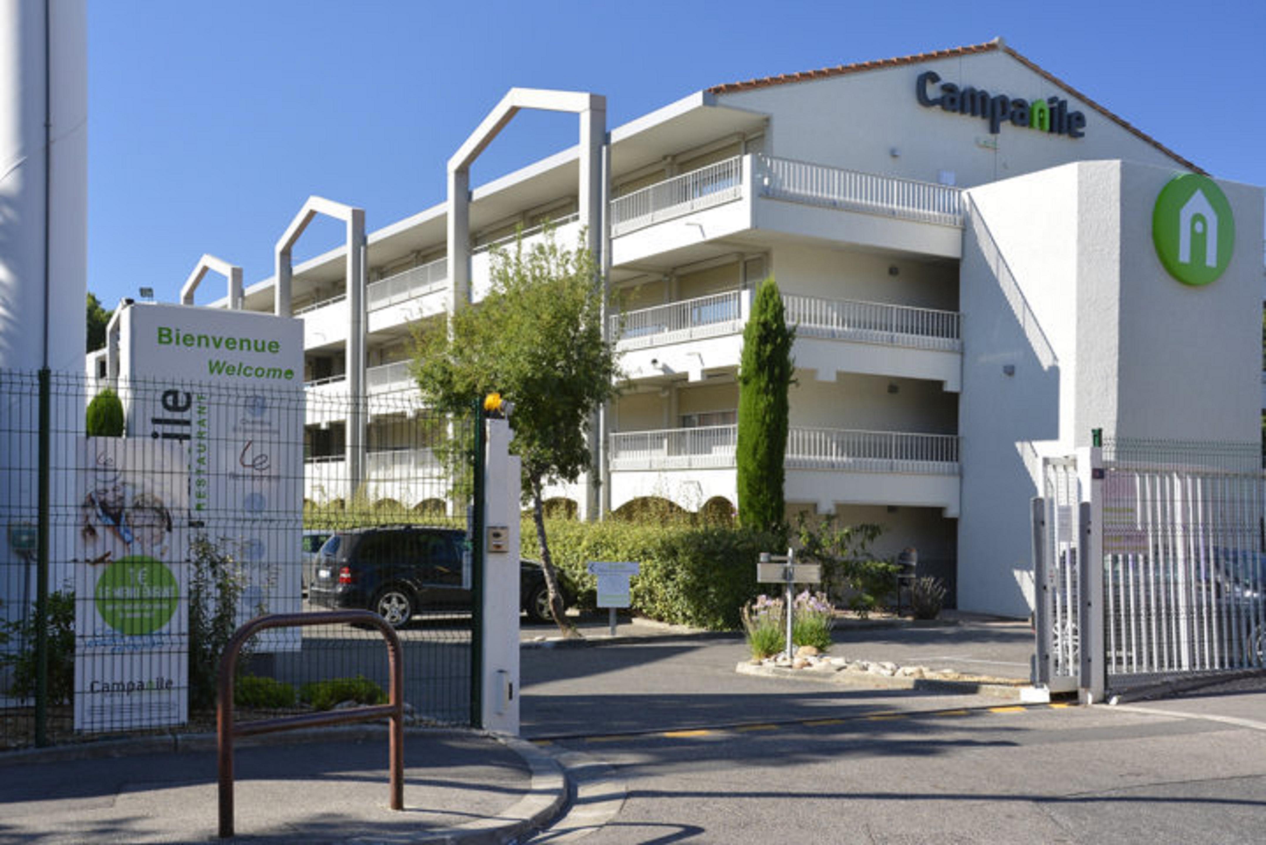 Campanile Aix-En-Provence Sud - Pont De L'Arc Hotell Exteriör bild